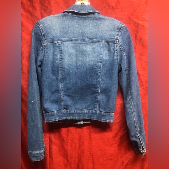 Adorable Vero Moda women’s jean jacket - Picture 5 of 6